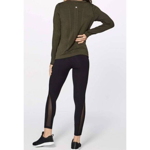 LULULEMON ATHLETICA Swiftly Tech Long Sleeve (Relaxed-Fit) Size 6-8 - Picture 2 of 5